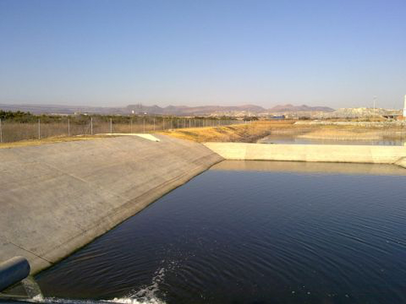 projects-contaminated-surface-water-management-glencore-xstrata-namahadi-wwtw-thumbnail-vip-consulting-engineers.jpg